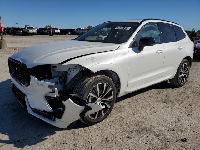 2025 VOLVO XC60 PLUS — VIN YV4M12RC5S1214483