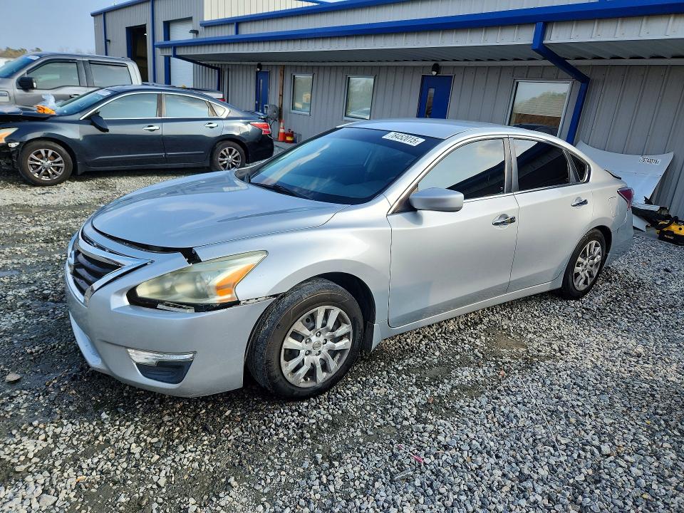 2015 NISSAN ALTIMA — VIN 1N4AL3AP8FN372387