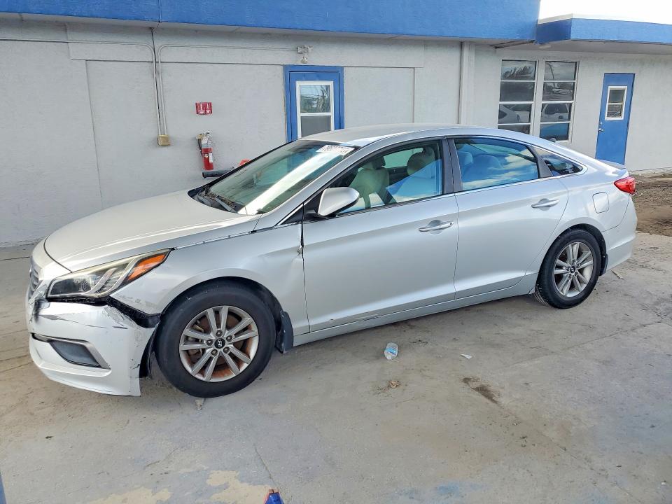 2016 HYUNDAI SONATA — VIN 5NPE24AF6GH306000