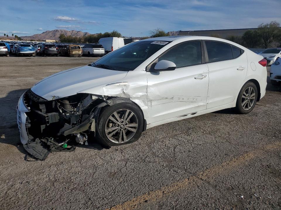 2018 HYUNDAI ELANTRA — VIN 5NPD84LF1JH237800