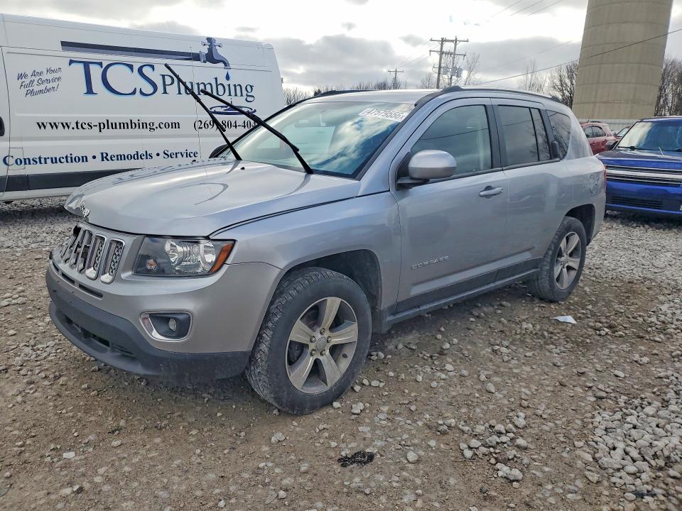 2017 JEEP COMPASS — VIN 1C4NJDEB1HD139319