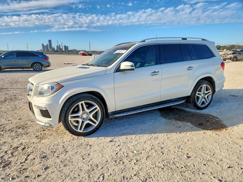 2016 MERCEDES-BENZ GL — VIN 4JGDF7DE3GA703607