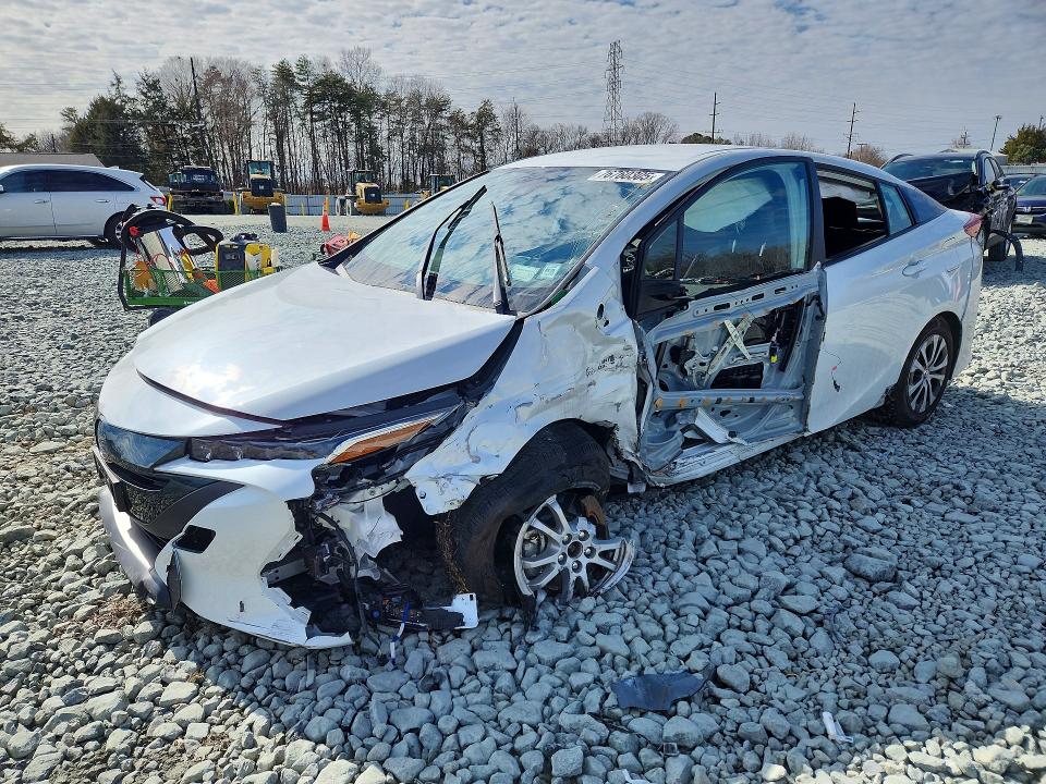 2022 TOYOTA PRIUS PRIME — VIN JTDKAMFP3N3225603