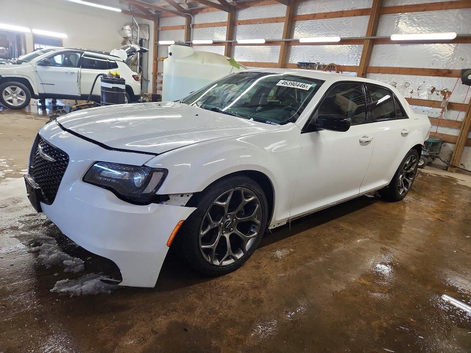2018 CHRYSLER 300 — VIN 2C3CCAAG4JH294008