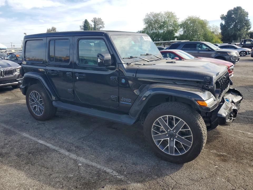 1C4RJXU64RW200546