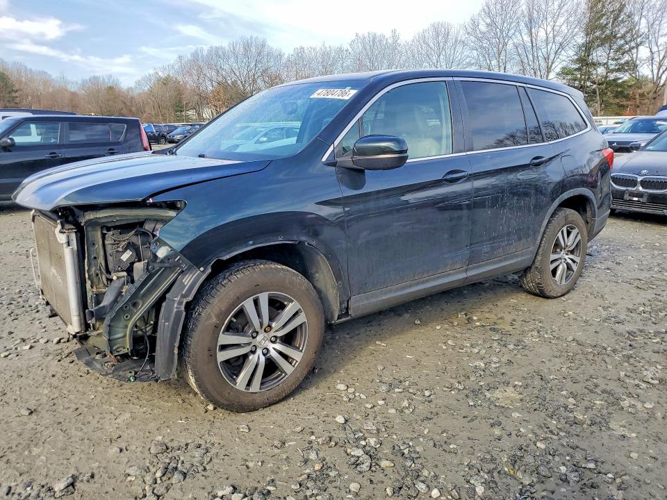 2016 HONDA PILOT — VIN 5FNYF6H55GB011267