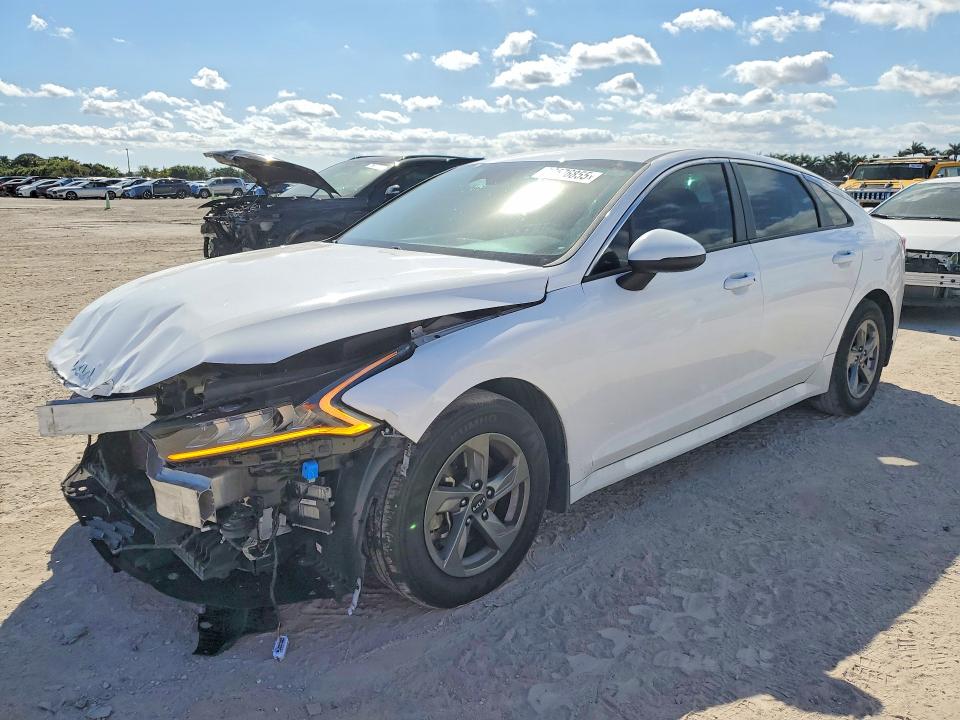 2023 KIA K5 — VIN 5XXG14J28PG194935