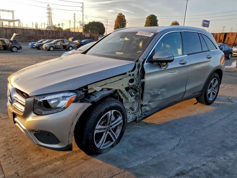 2019 MERCEDES-BENZ GLC 300 — VIN WDC0G4JB5KV135543