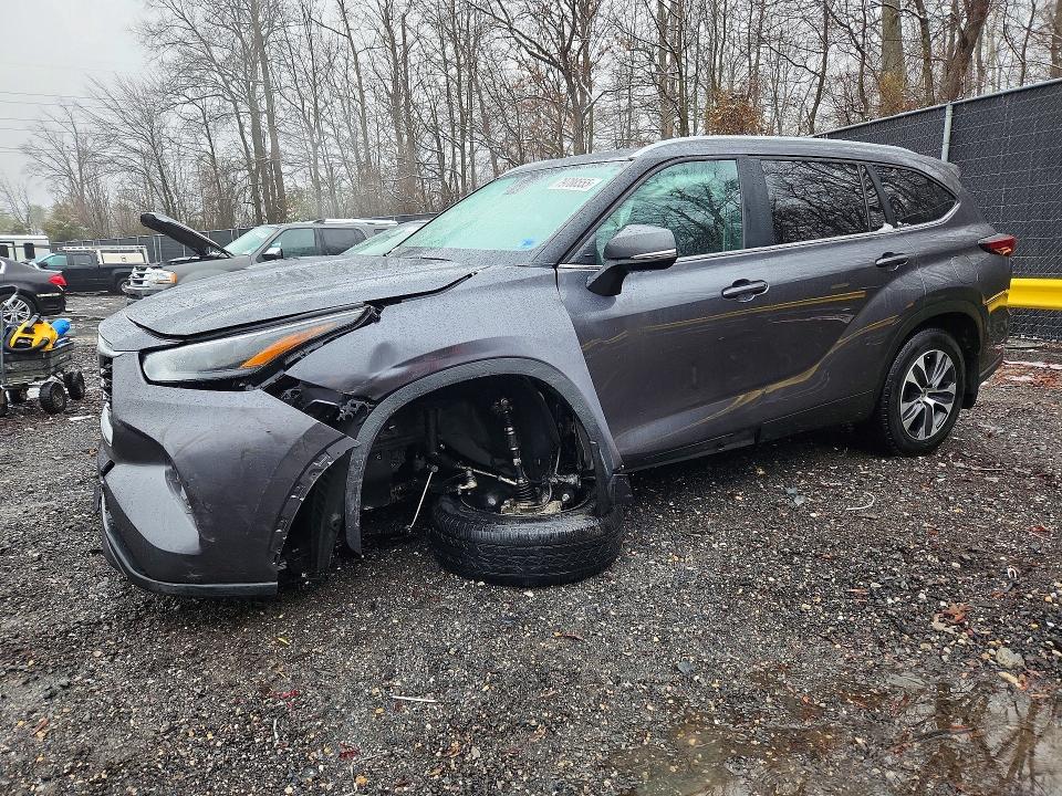2024 TOYOTA HIGHLANDER — VIN 5TDKDRBH6RS541701