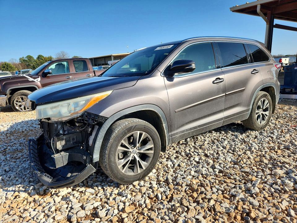 2016 TOYOTA HIGHLANDER — VIN 5TDKKRFH2GS138120