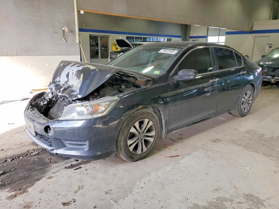 2015 HONDA ACCORD — VIN 1HGCR2F33FA134800