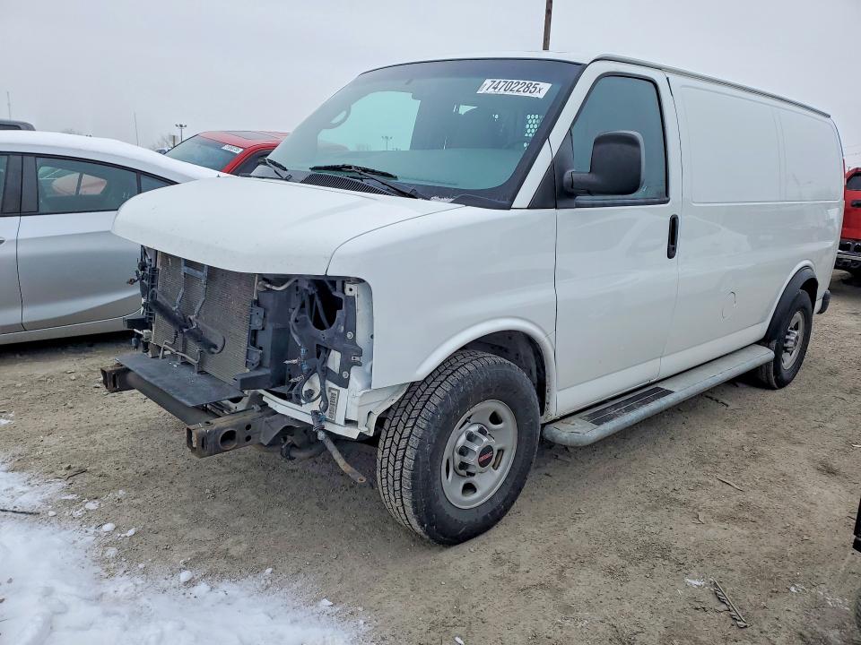 2015 GMC SAVANA2500 — VIN 1GTW7FCF6F1907931