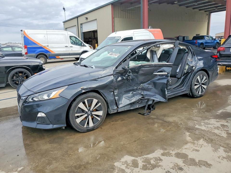 2022 NISSAN ALTIMA — VIN 1N4BL4DV3NN369061