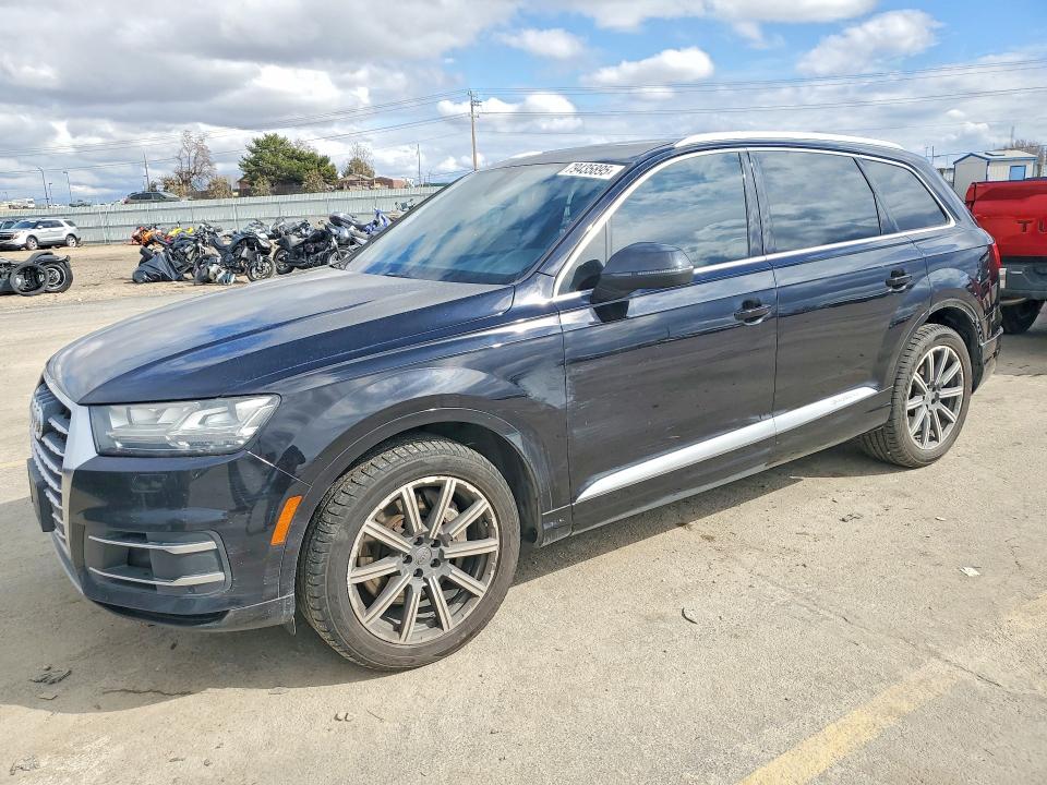 2017 AUDI Q7 — VIN WA1LAAF79HD015471