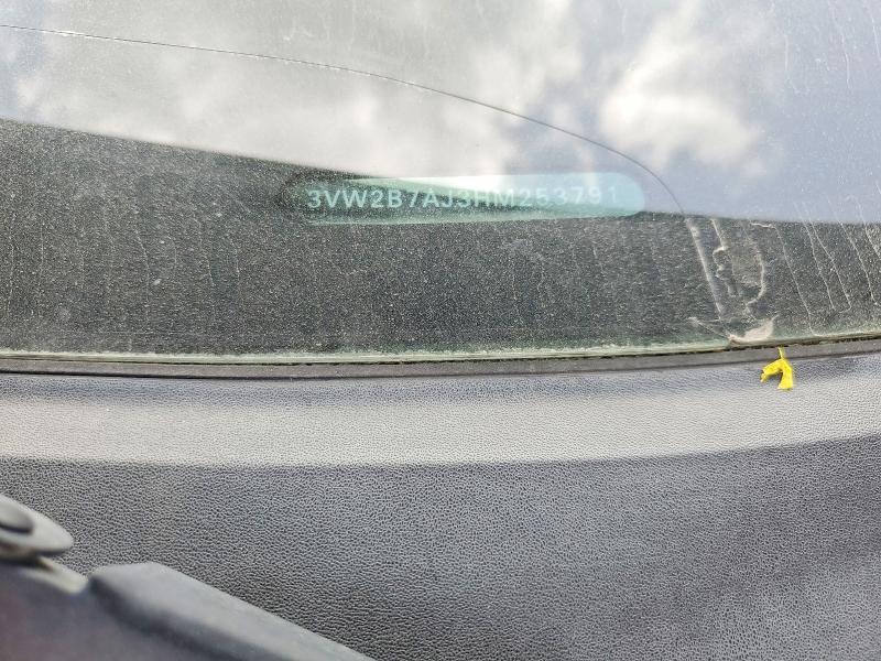 3VW2B7AJ3HM253791