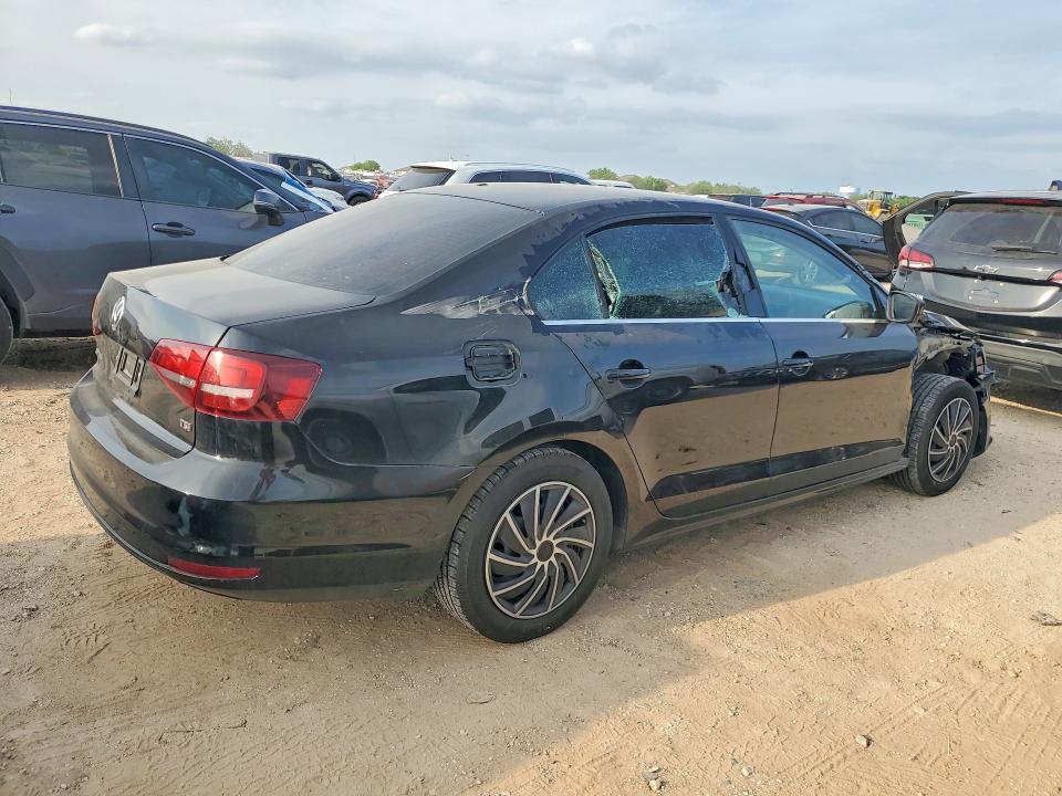 3VW2B7AJ3HM292610