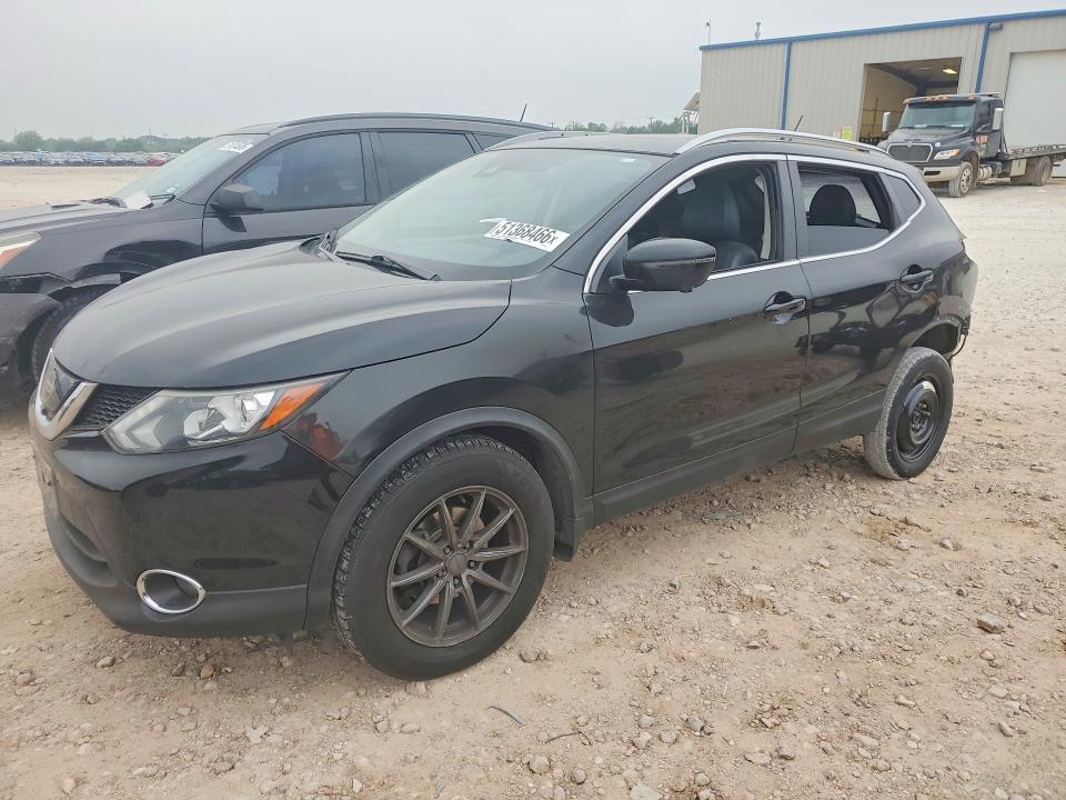 JN1BJ1CP9HW015676