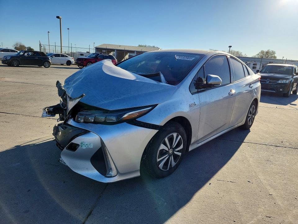 2017 TOYOTA PRIUS PRIME — VIN JTDKARFP7H3009884
