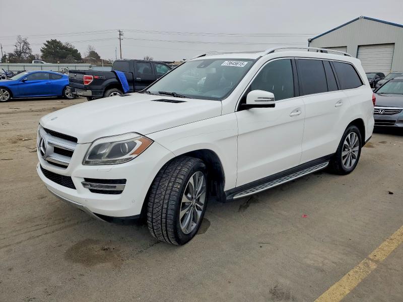 2015 MERCEDES-BENZ GL — VIN 4JGDF6EE2FA477700