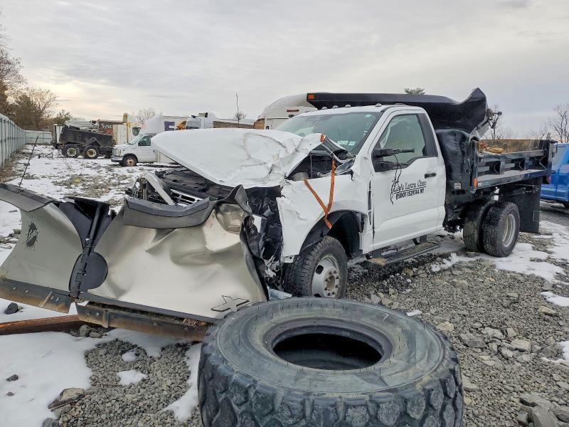 2024 FORD F350 CHASSIS C 4X4 — VIN 1FDRF3HN5RDA00469