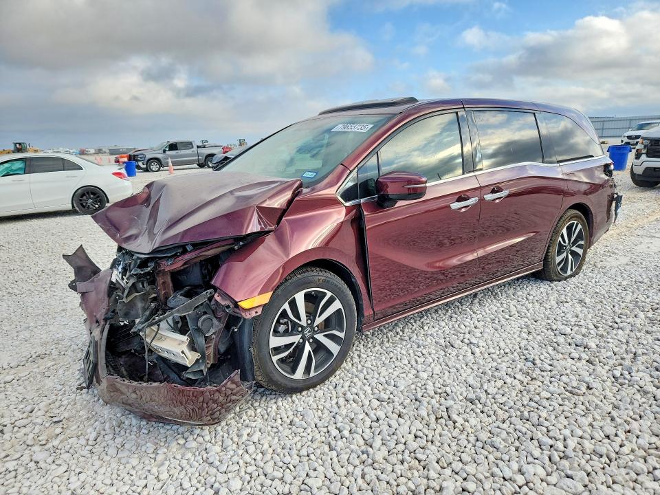 2018 HONDA ODYSSEY — VIN 5FNRL6H94JB040332