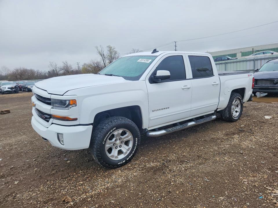 2017 CHEVROLET SILVERADO — VIN 3GCUKREC2HG367573