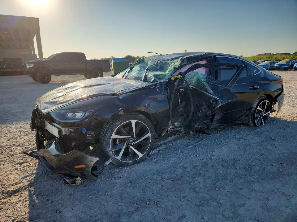 2021 HYUNDAI SONATA — VIN 5NPEJ4J21MH108209