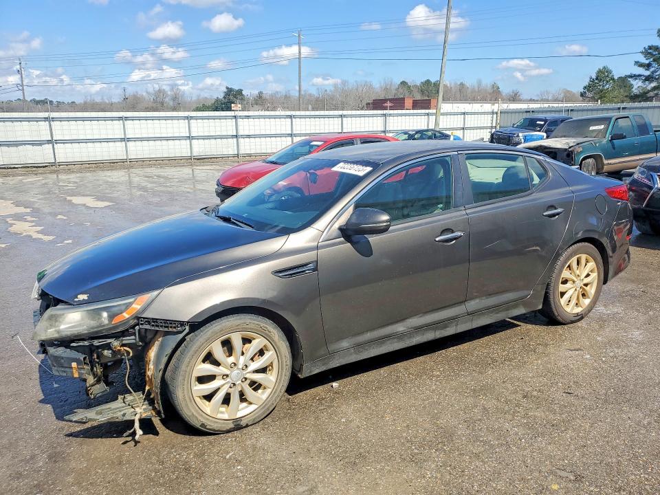 2015 KIA OPTIMA — VIN 5XXGM4A79FG352071