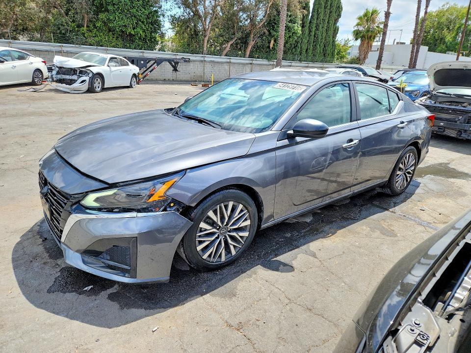 2025 NISSAN ALTIMA — VIN 1N4BL4DV6SN340424