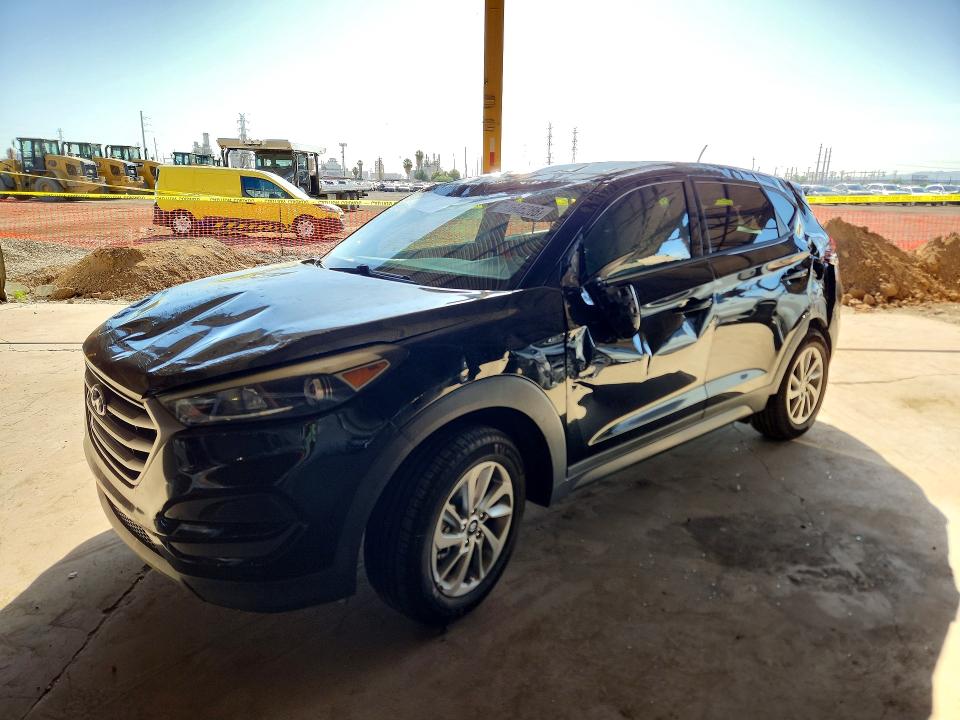 2017 HYUNDAI TUCSON — VIN KM8J23A43HU354631
