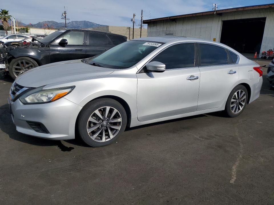 2017 NISSAN ALTIMA — VIN 1N4AL3AP2HC288001