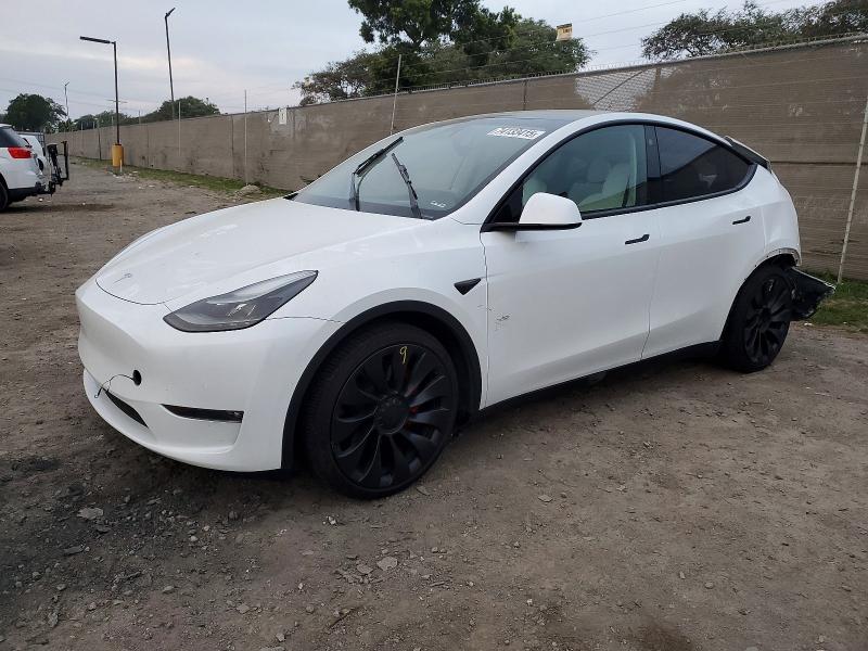 2022 TESLA MODEL Y — VIN 7SAYGDEF7NF553288