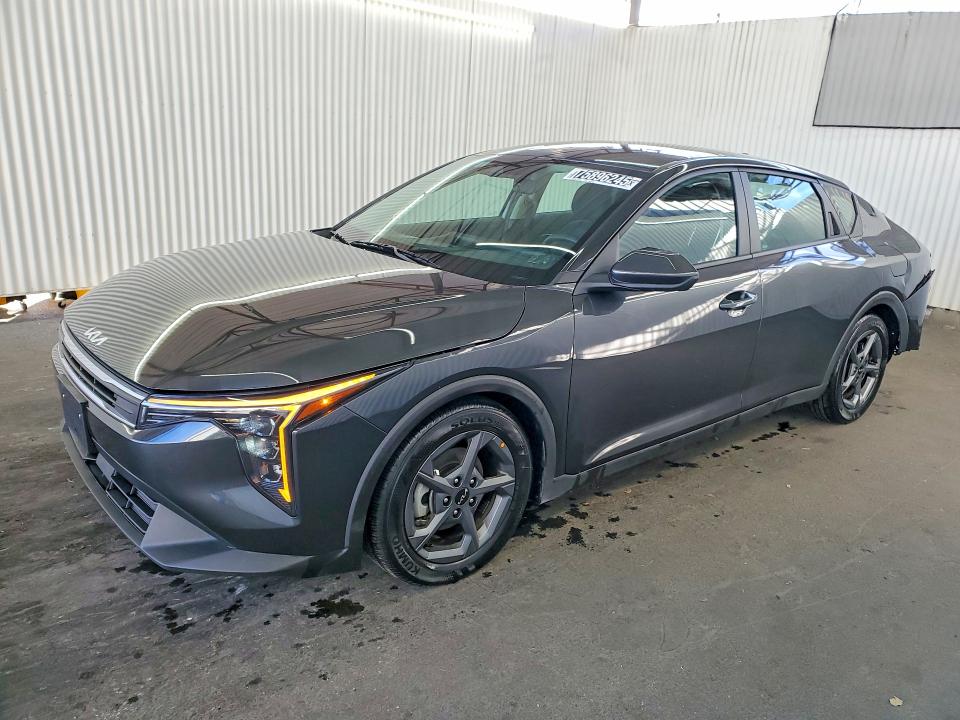 2025 KIA K4 LX — VIN 3KPFT4DE4SE099947