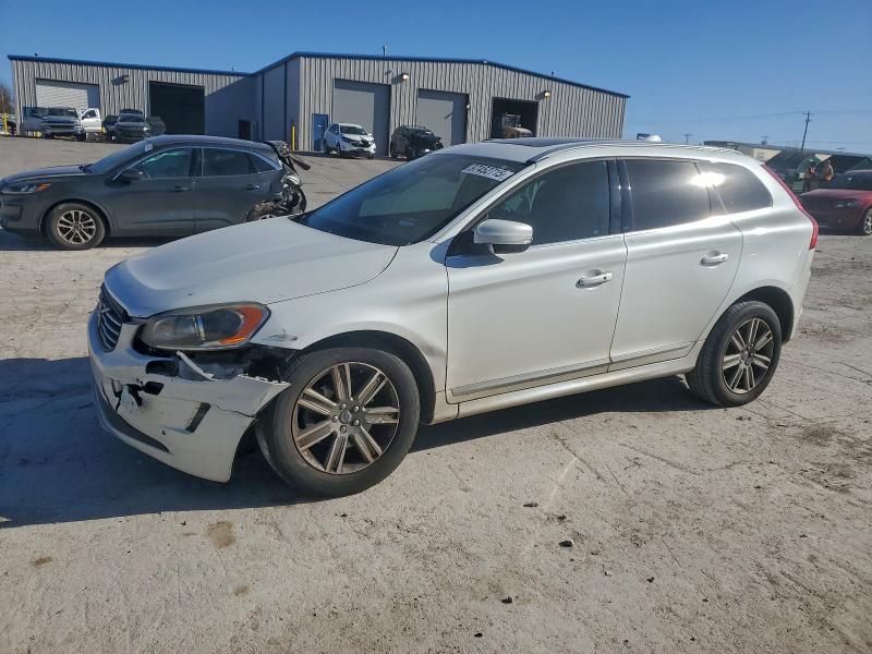 2017 VOLVO XC60 T5 IN — VIN YV440MDU1H2043720