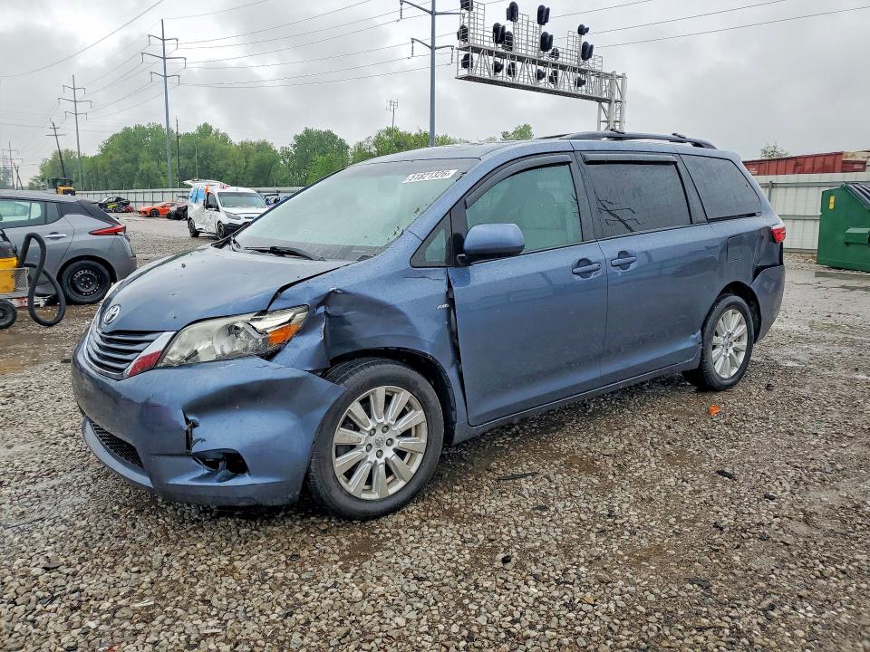 2017 TOYOTA SIENNA — VIN 5TDJZ3DC2HS162639
