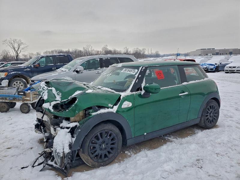 2020 MINI COOPER S — VIN WMWXR5C07L2M10300