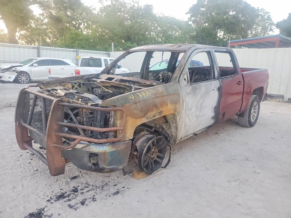 2018 CHEVROLET SILVERADO — VIN 3GCUKREC5JG369260