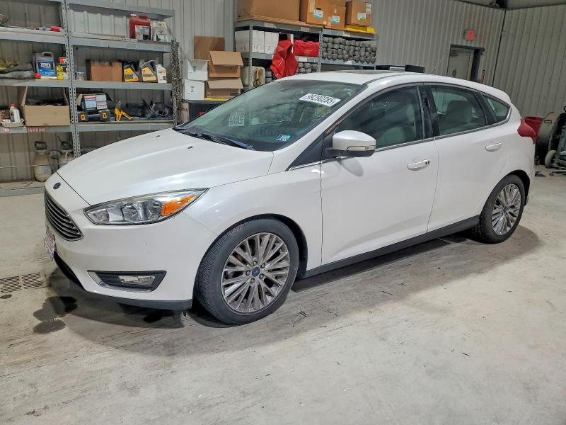 2018 FORD FOCUS — VIN 1FADP3N20JL326055