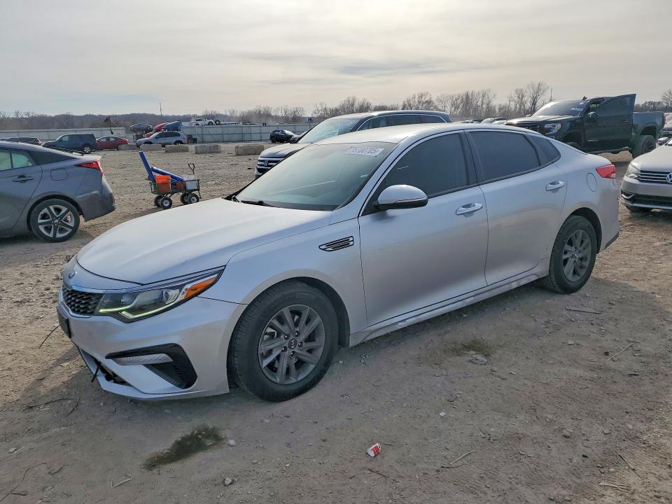 2020 KIA OPTIMA — VIN 5XXGT4L38LG451795