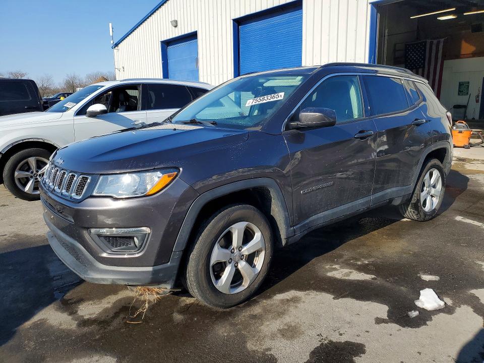 2017 JEEP COMPASS — VIN 3C4NJDBB3HT628397