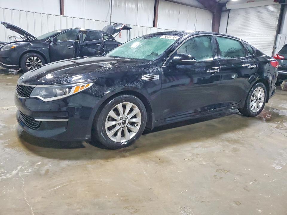 2018 KIA OPTIMA — VIN 5XXGT4L36JG269865
