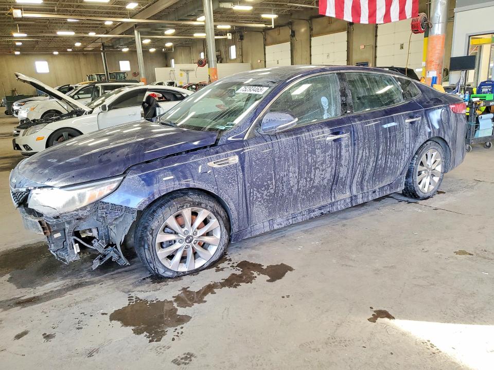 2018 KIA OPTIMA — VIN 5XXGU4L39JG221239