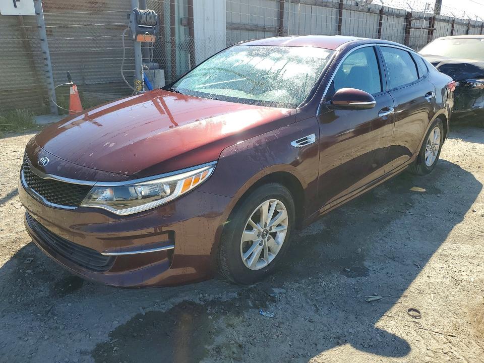 2016 KIA OPTIMA — VIN 5XXGT4L38GG043724