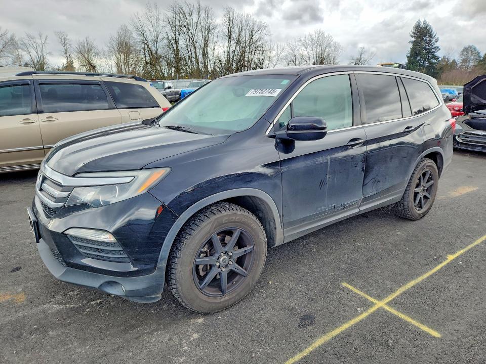 2017 HONDA PILOT — VIN 5FNYF6H50HB082233