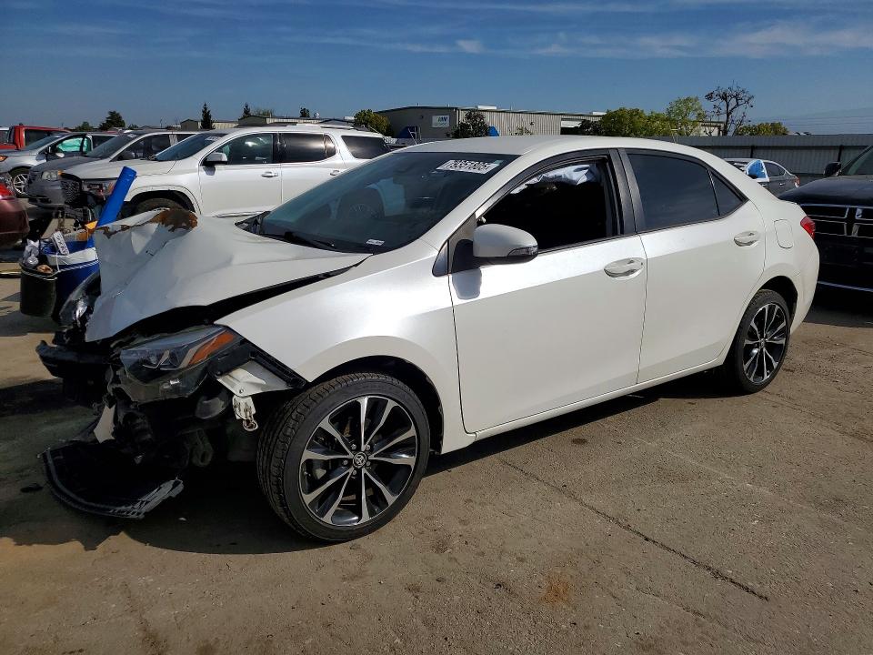 2018 TOYOTA COROLLA — VIN 5YFBURHE3JP790810