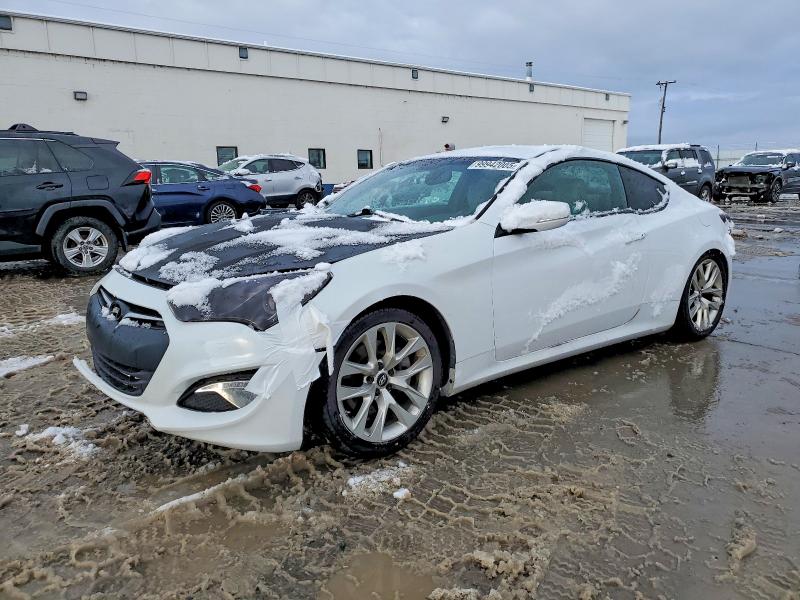2015 HYUNDAI GENESIS CO — VIN KMHHU6KJ6FU123735