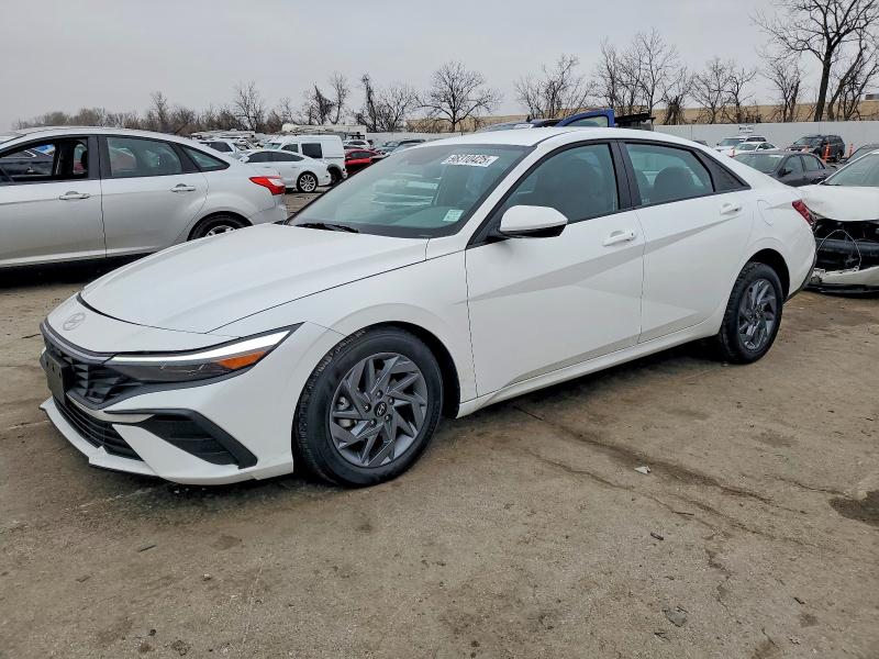 2024 HYUNDAI ELANTRA — VIN KMHLM4DG3RU779122