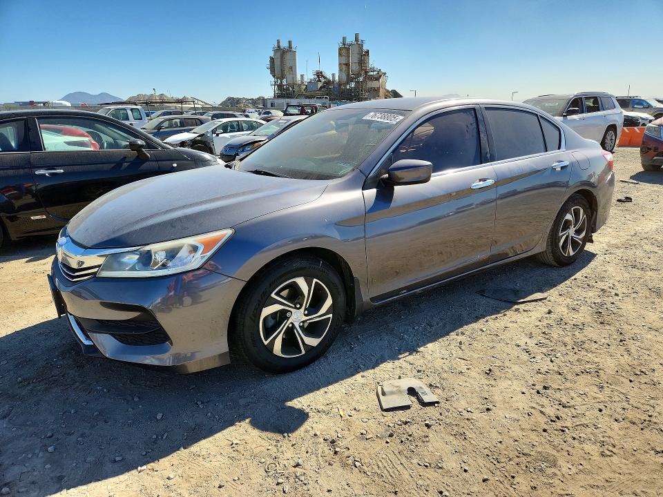 2017 HONDA ACCORD — VIN 1HGCR2F37HA207623