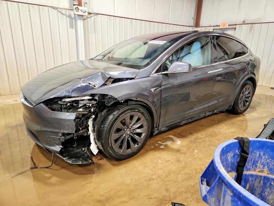 2018 TESLA MODEL X — VIN 5YJXCDE26JF132416