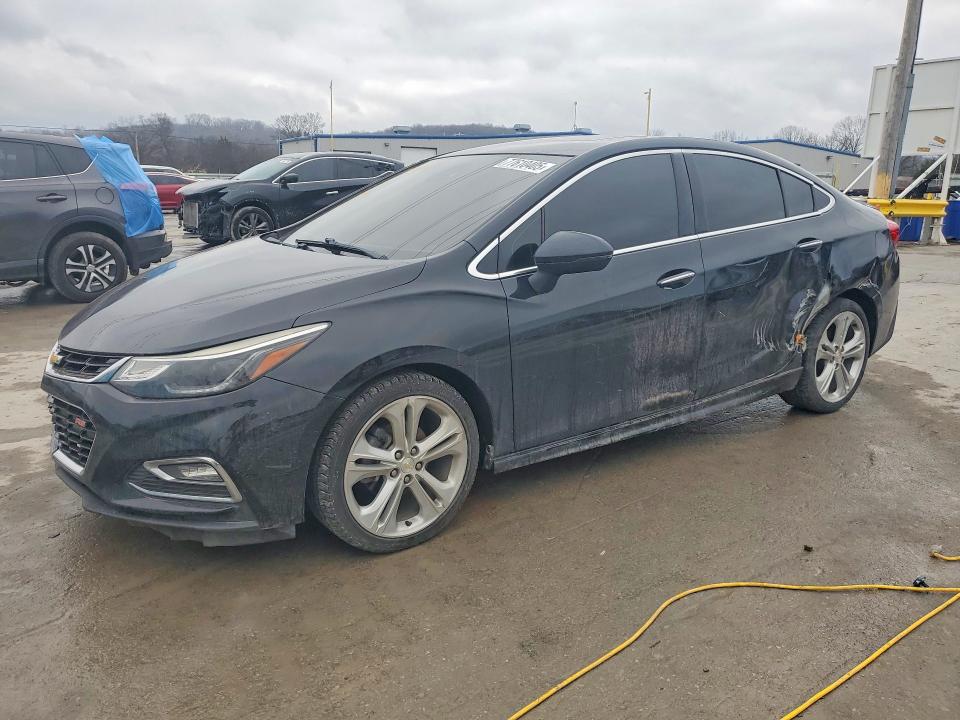 2018 CHEVROLET CRUZE — VIN 1G1BF5SM7J7187114